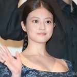 今田美桜のバストサイズは何カップ？【結論Eカップ】写真集＆昔の画像で徹底検証！