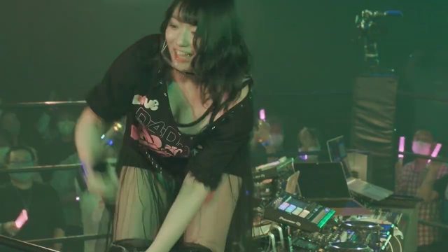 谷間だけじゃない！進藤あまねのスリーサイズ以外の魅力